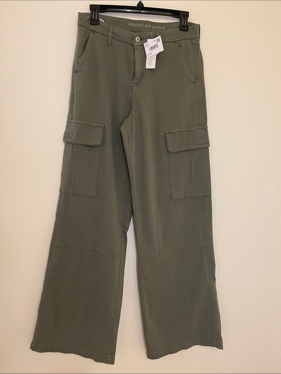 American Eagle Outfitters Pants - American Eagle Outfitters Curvy High Rise Baggy Wide Leg Olive Cargo Pants 4L